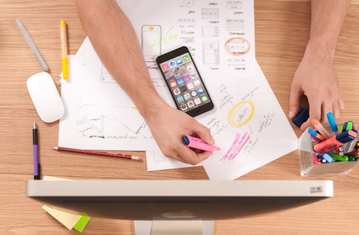 設計一個高效的物流網(wǎng)站：關(guān)鍵策略與步驟